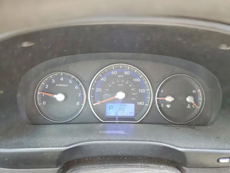 2012 HYUNDAI SANTA FE GLS  