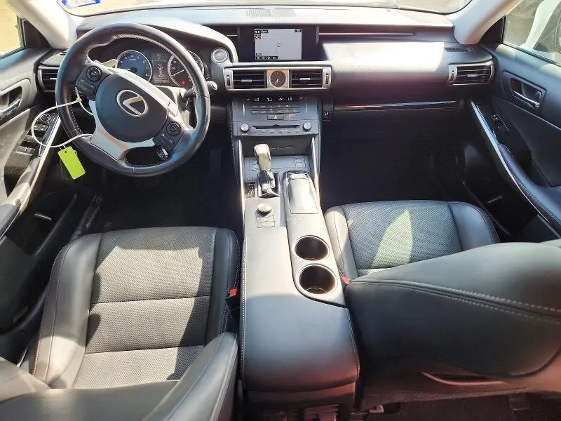 2016 LEXUS IS 200T  