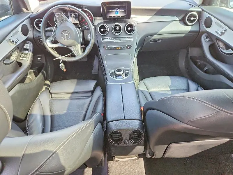 2019 MERCEDES-BENZ GLC 300  