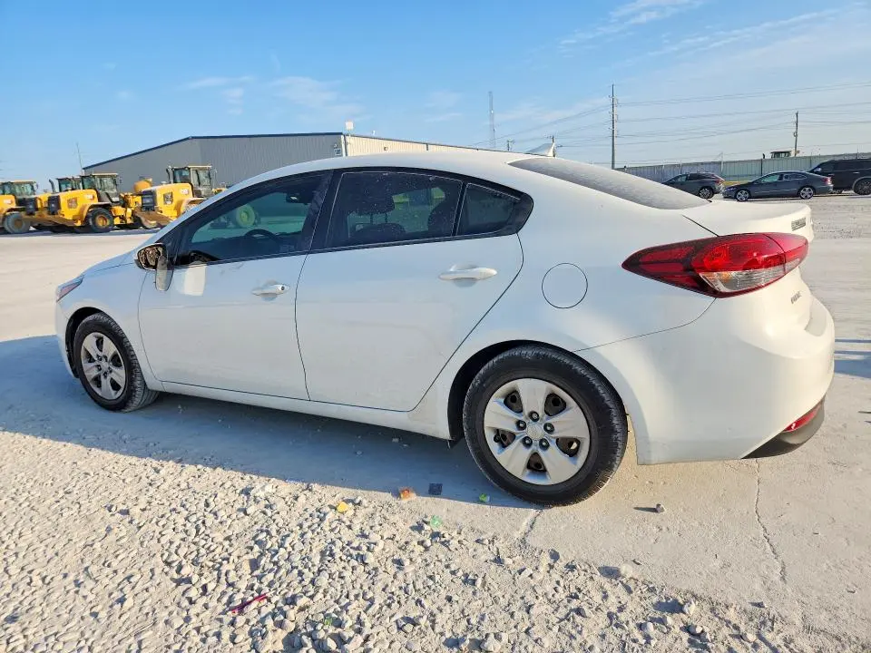 2017 KIA FORTE LX  