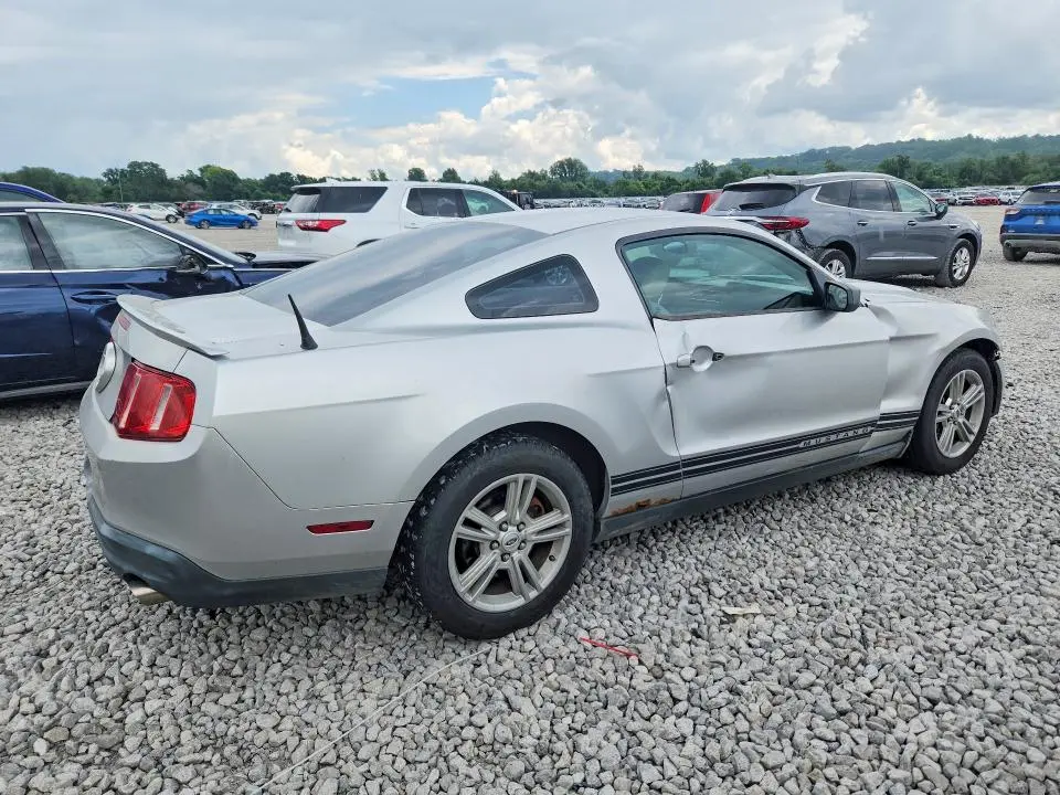2010 FORD MUSTANG   