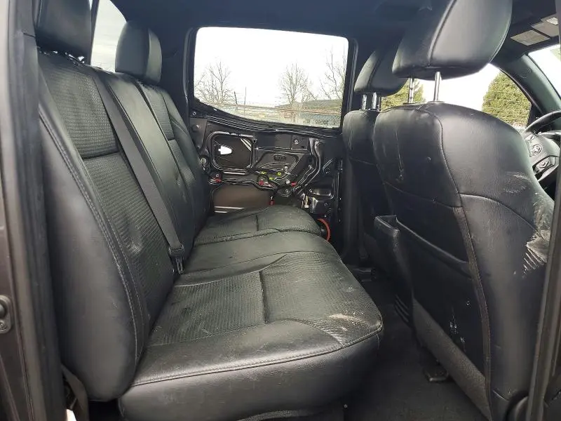 2018 TOYOTA TACOMA TRD SPORT  