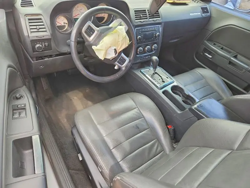 2013 DODGE CHALLENGER SXT  