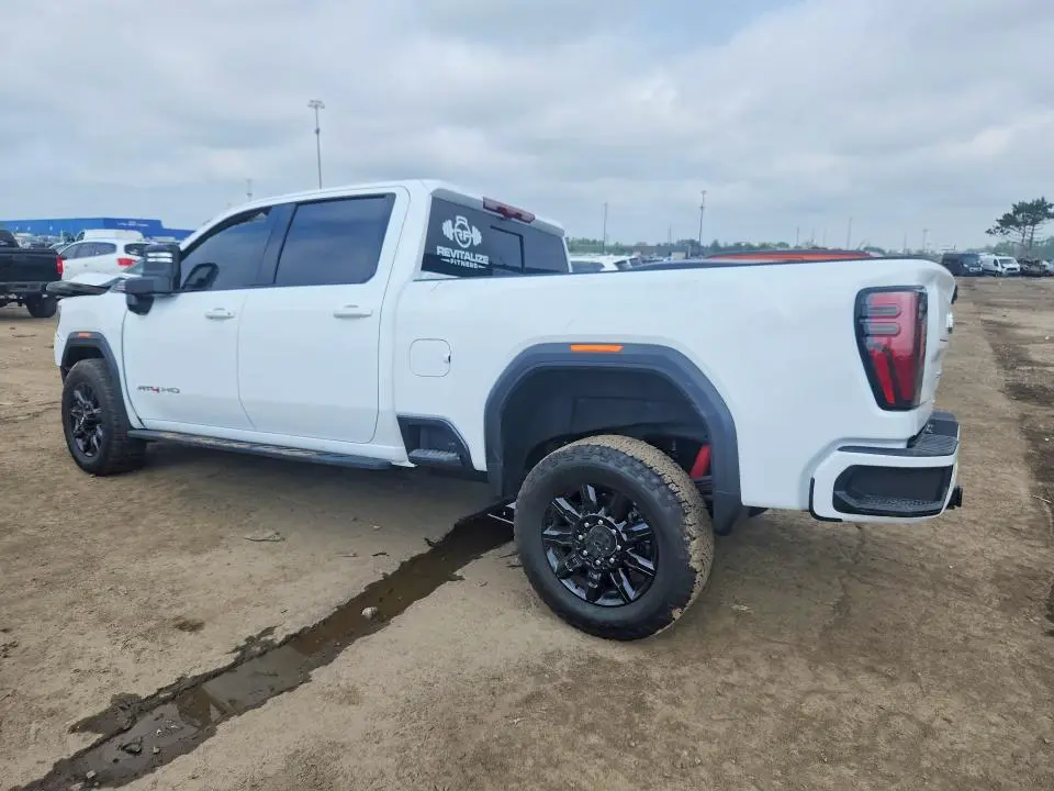 2026 GMC SIERRA K2500 AT4  