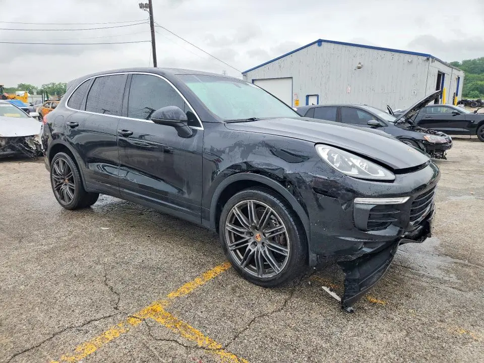 2016 PORSCHE CAYENNE   
