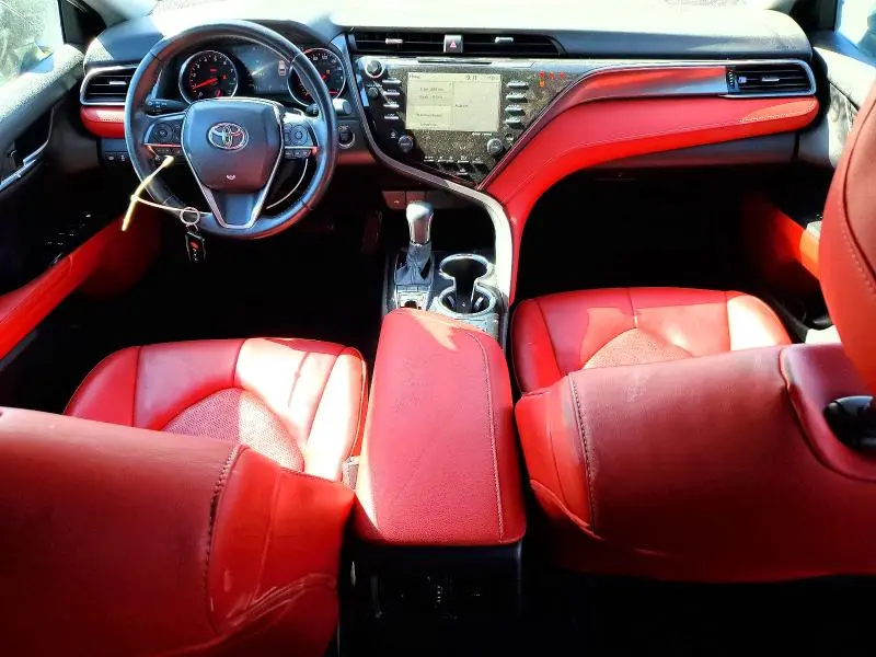 2020 TOYOTA CAMRY XSE  