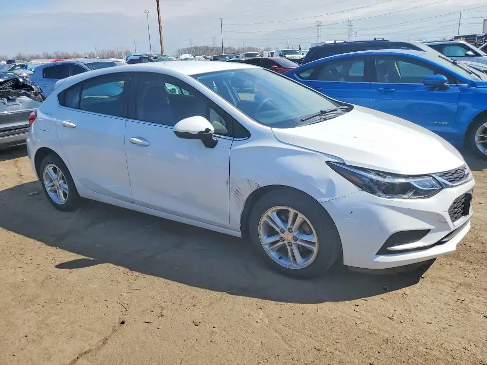 2018 CHEVROLET CRUZE LT  