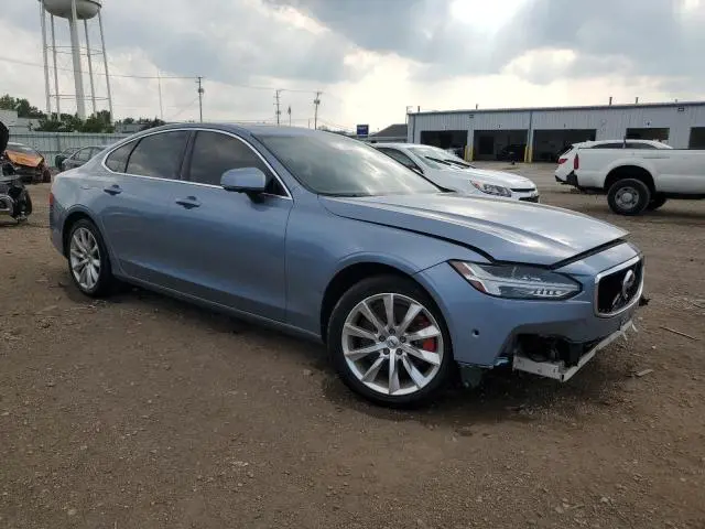2017 VOLVO S90 T6 MOMENTUM  