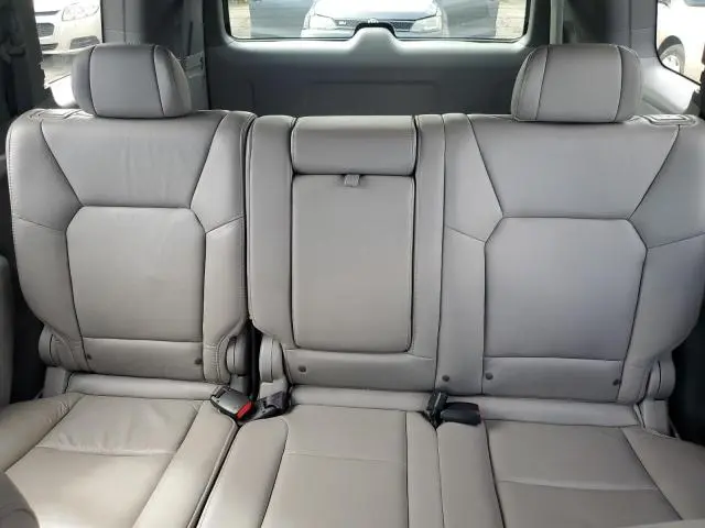 2011 HONDA PILOT EXLN  