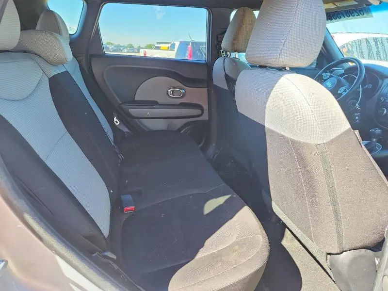 2016 KIA SOUL BASE  