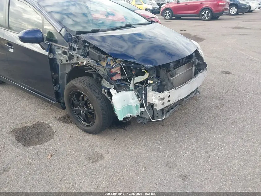 2012 TOYOTA PRIUS THREE