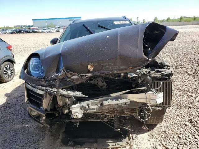 2018 PORSCHE MACAN S  