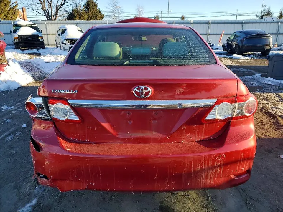 2013 TOYOTA COROLLA BASE  