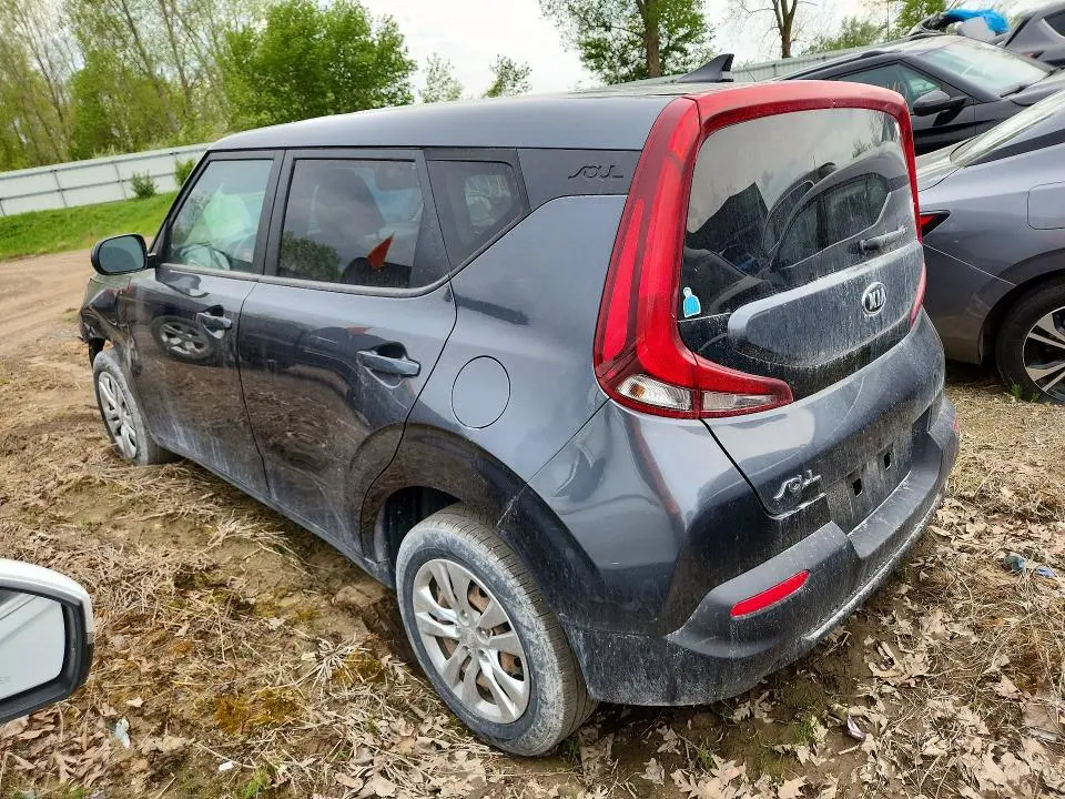 2021 KIA SOUL LX  