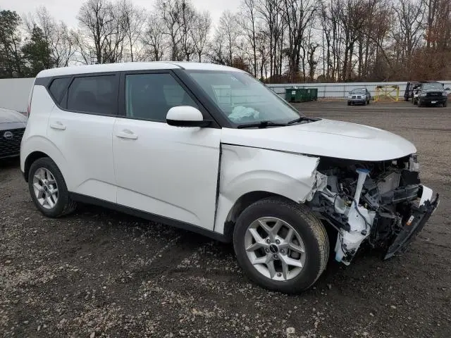 2023 KIA SOUL LX  