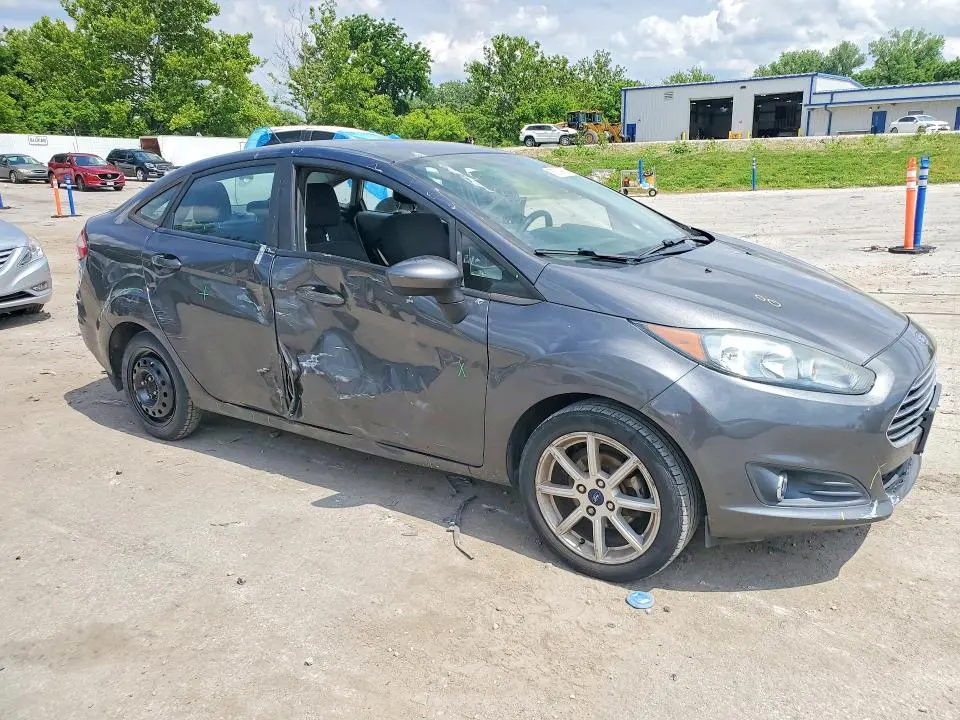 2019 FORD FIESTA SE  