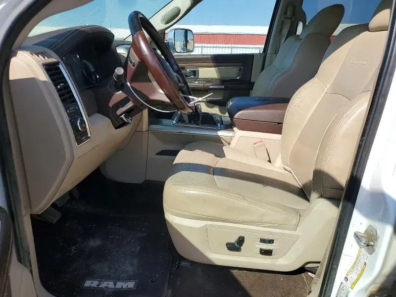2013 RAM 2500 LARAMIE  