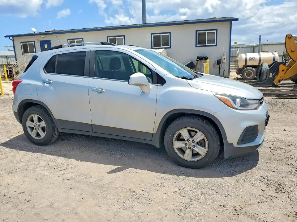 2017 CHEVROLET TRAX 1LT  