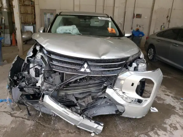 2024 MITSUBISHI OUTLANDER ES  