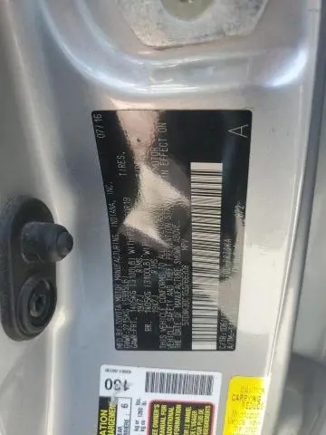 2016 TOYOTA SIENNA SE  