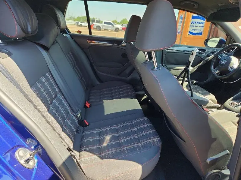 2012 VOLKSWAGEN GTI   