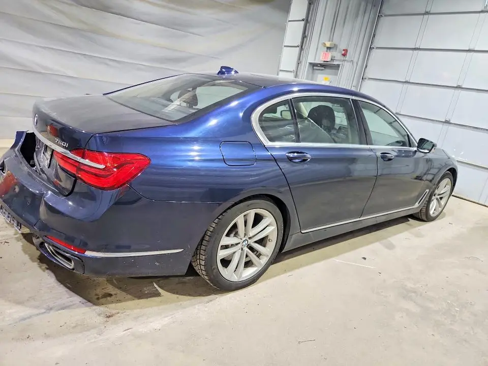 2019 BMW 750 XI  