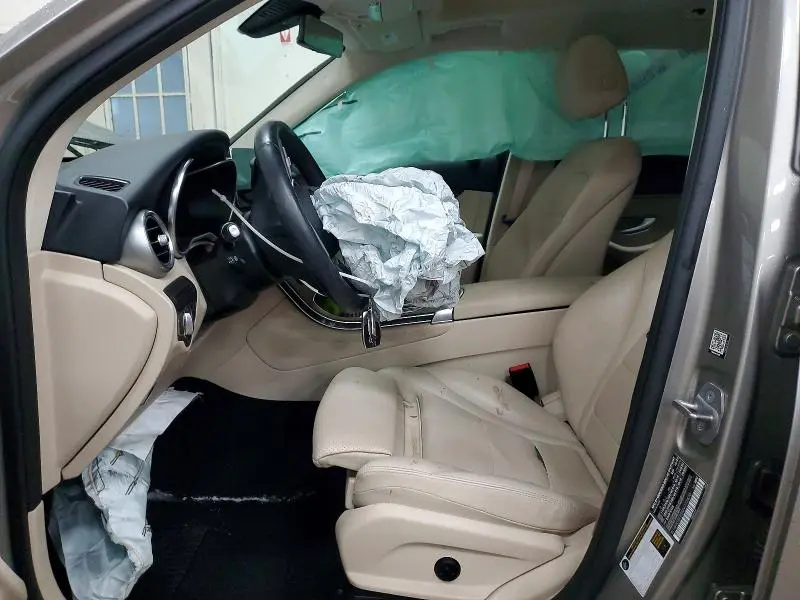 2021 MERCEDES-BENZ GLC 300 4MATIC  