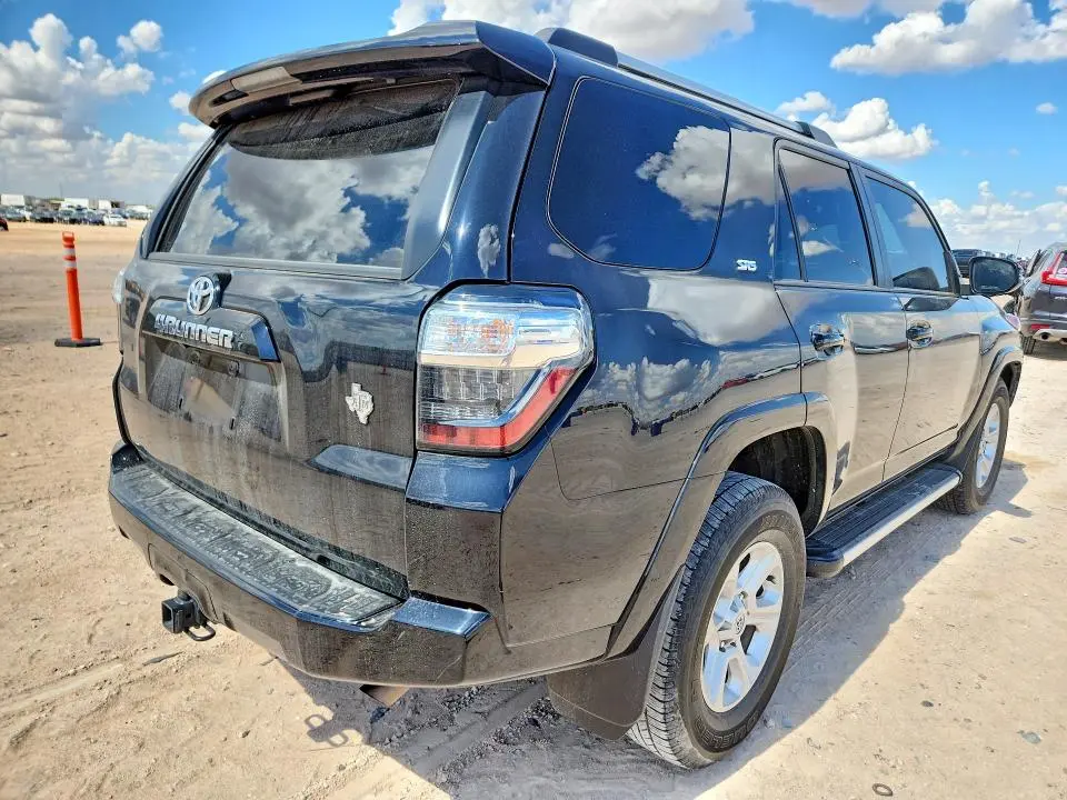 2022 TOYOTA 4RUNNER SR5 PREMIUM  