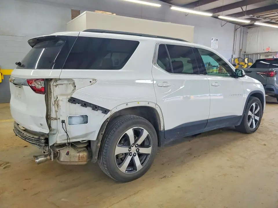 2020 CHEVROLET TRAVERSE LT  