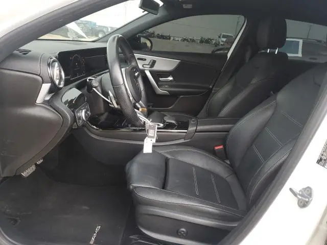 2019 MERCEDES-BENZ A 220  