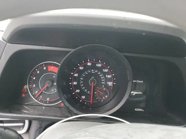 2021 HYUNDAI ELANTRA SE  