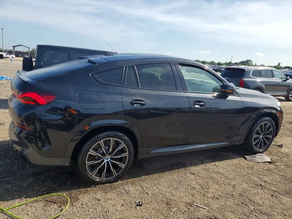 2026 BMW X6 M60I  