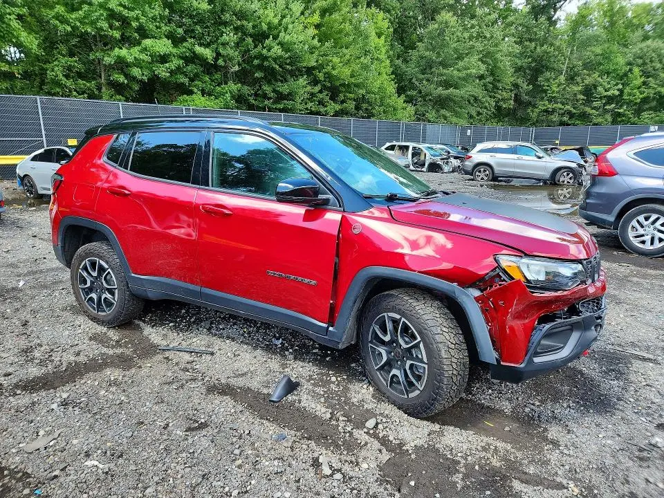 2025 JEEP COMPASS TRAILHAWK  