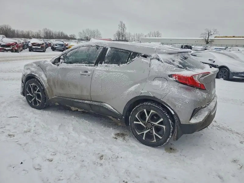 2018 TOYOTA C-HR XLE  