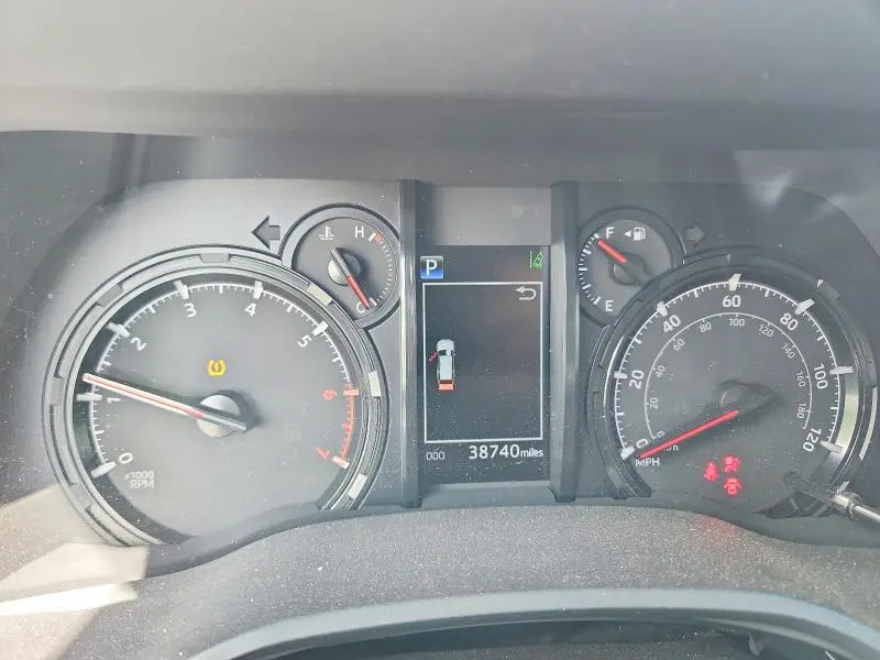 2021 TOYOTA 4RUNNER SR5  