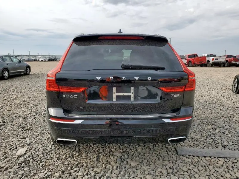 2018 VOLVO XC60 T6  