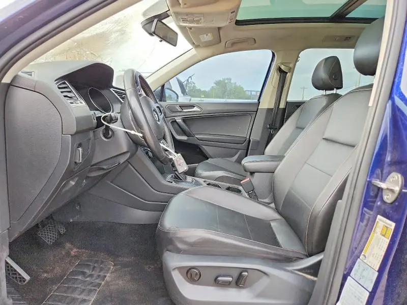 2021 VOLKSWAGEN TIGUAN SE  