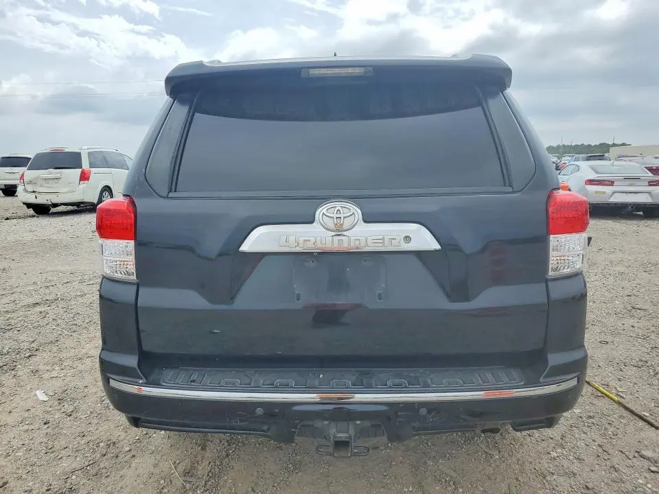 2012 TOYOTA 4RUNNER SR5  