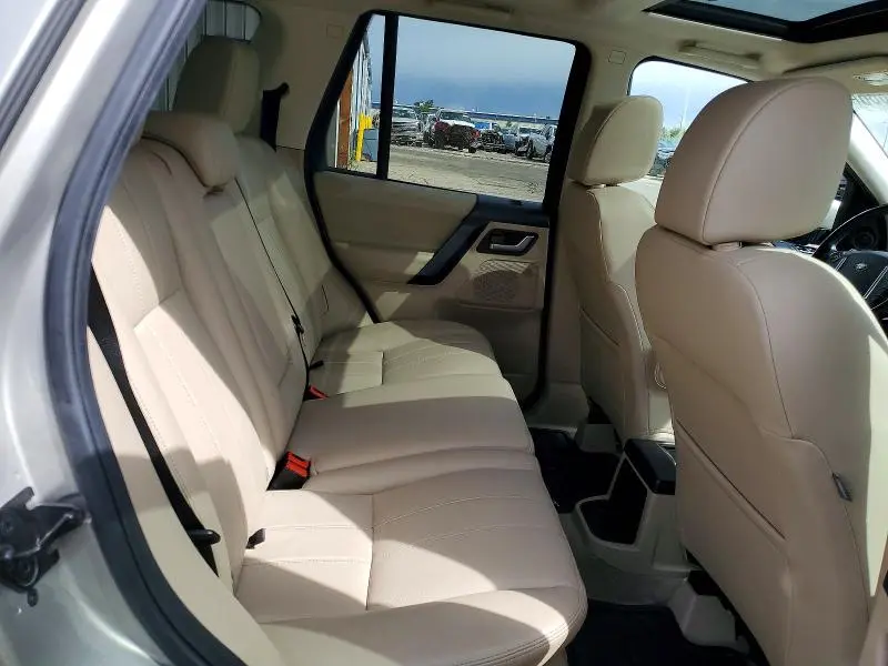 2014 LAND ROVER LR2 HSE  
