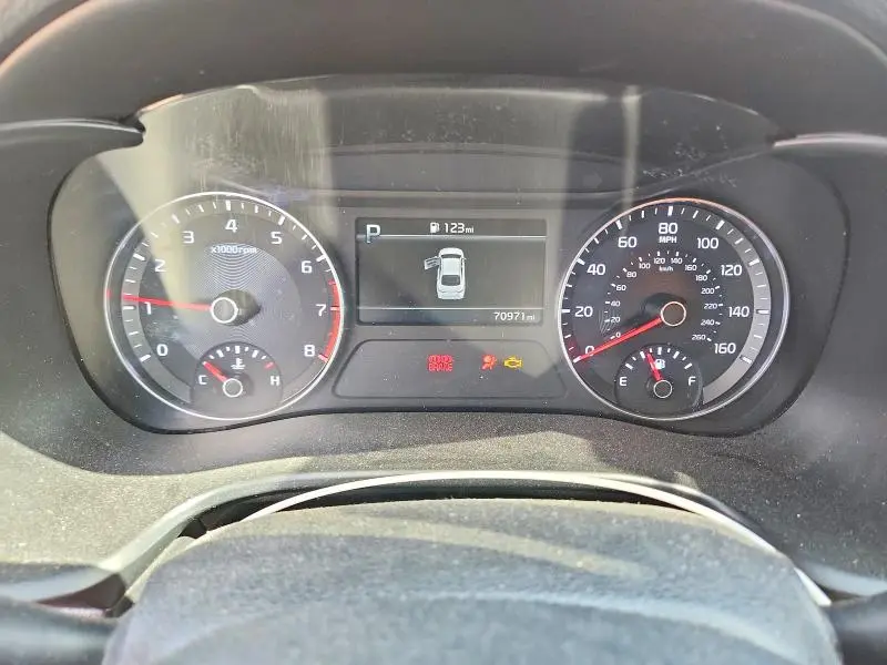 2022 KIA FORTE LXS  