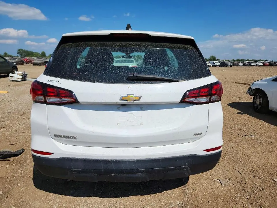 2022 CHEVROLET EQUINOX LS  