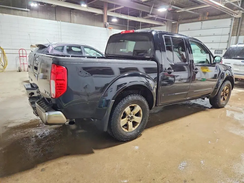 2012 NISSAN FRONTIER S  