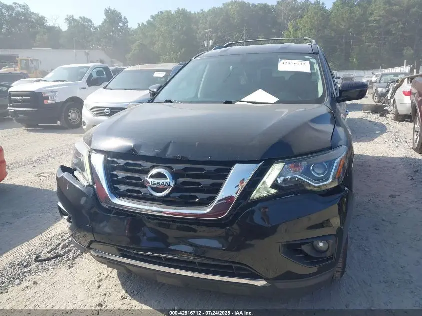 2017 NISSAN PATHFINDER SV