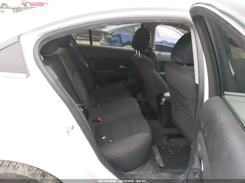 2013 CHEVROLET CRUZE 1LT AUTO