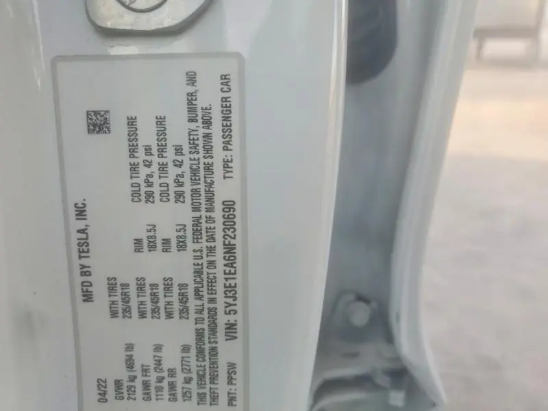 2022 TESLA MODEL 3   