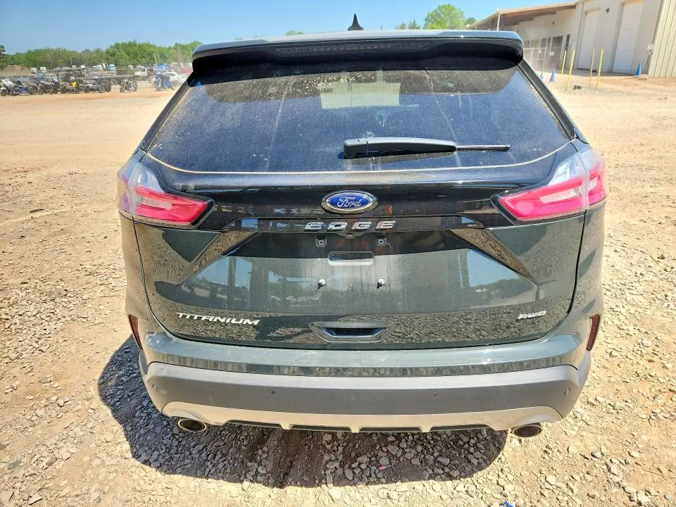2022 FORD EDGE TITANIUM  