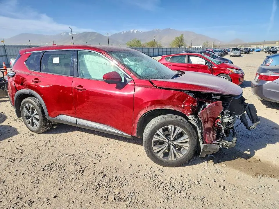 2021 NISSAN ROGUE SV  