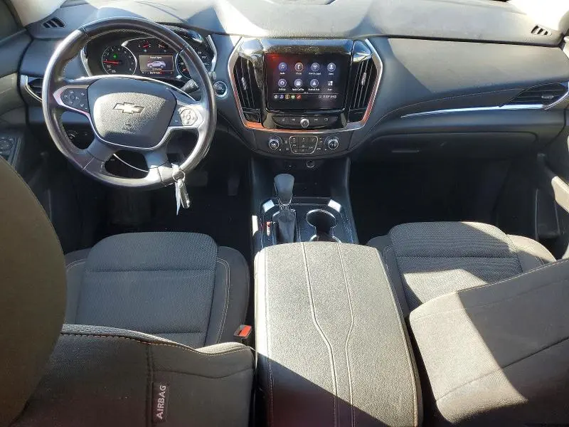 2021 CHEVROLET TRAVERSE LT  