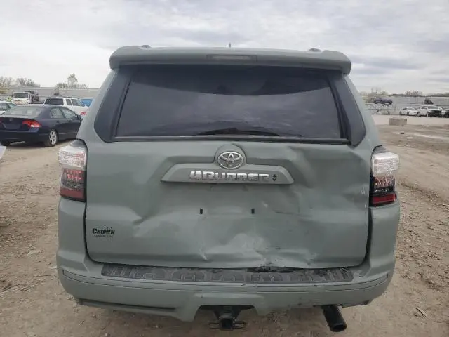 2023 TOYOTA 4RUNNER SE  