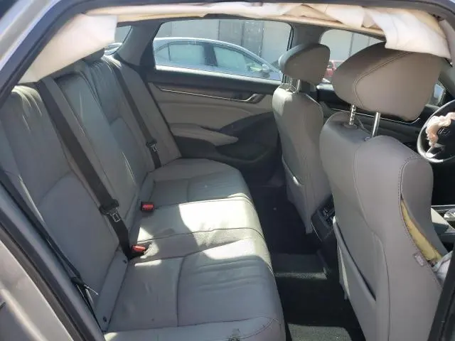 2019 HONDA ACCORD TOURING  